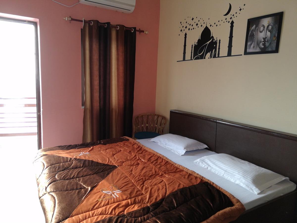 Raahi The Travellers Nest Hotel Rishīkesh Esterno foto